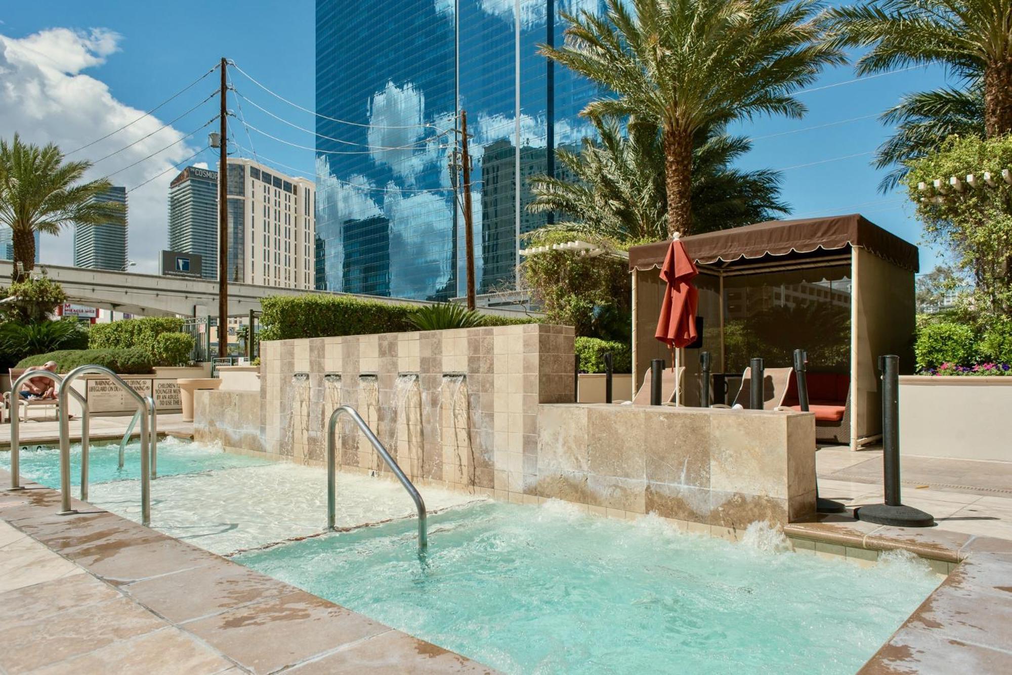 Strip View Suites - No Resort Fee ! Лас Вегас Екстериор снимка